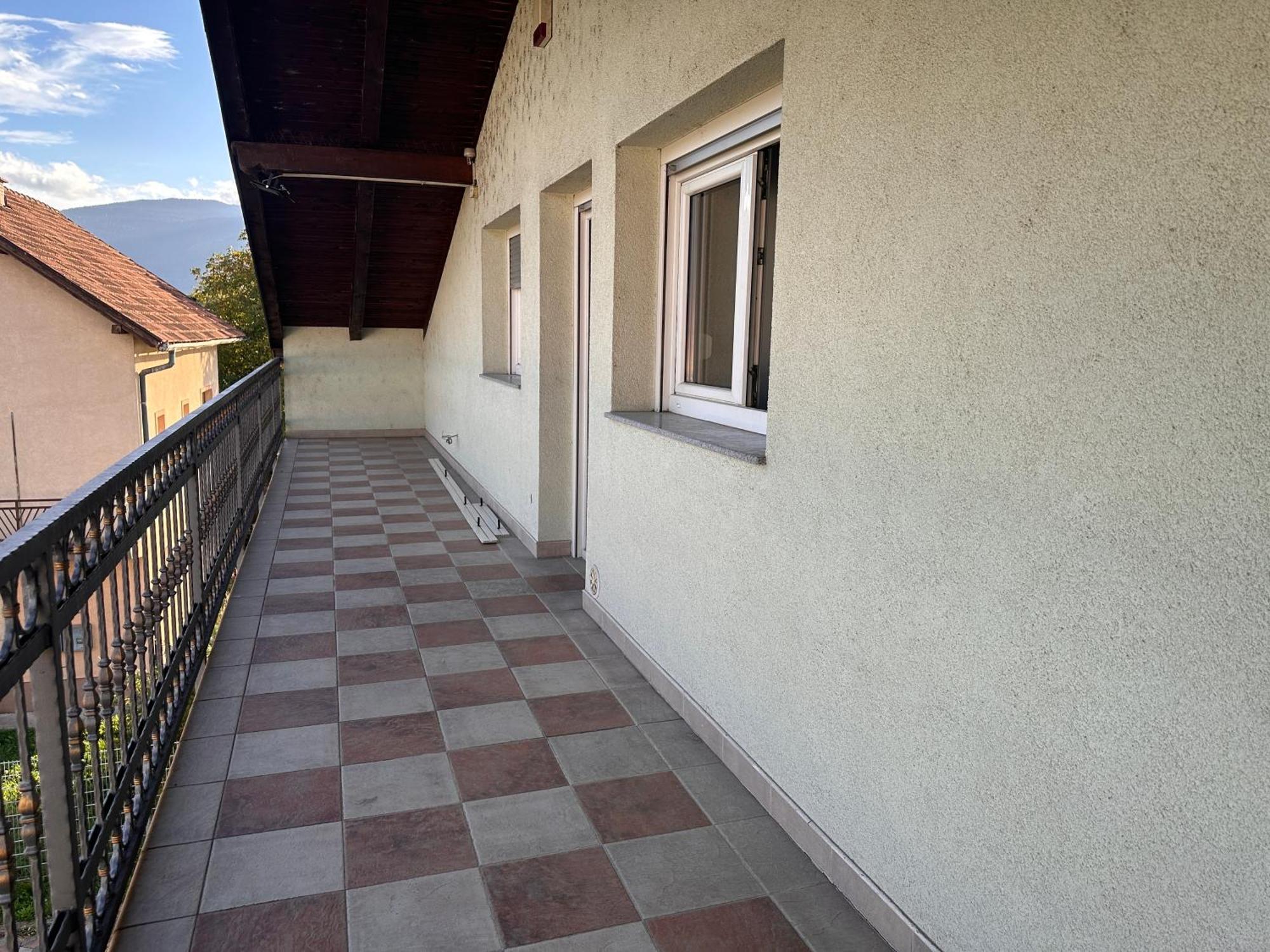 Rooms Near The Airport SJJ Exterior foto